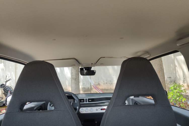 Used Wuling Hongguang MINIEV 2021 Macaron Premium Model – Lithium Iron Phosphate
