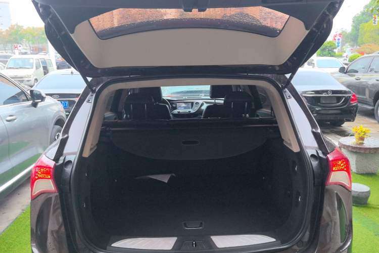 Used Buick Envision 2019 20T Two-Wheel Drive Elite Version China VI Standard
