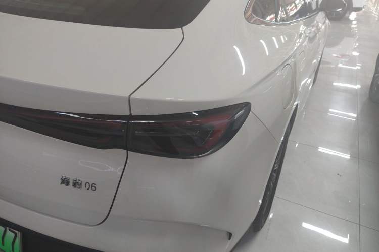 Used BYD Seal 06 New Energy 2024 DM-i 80KM Prestige Model
