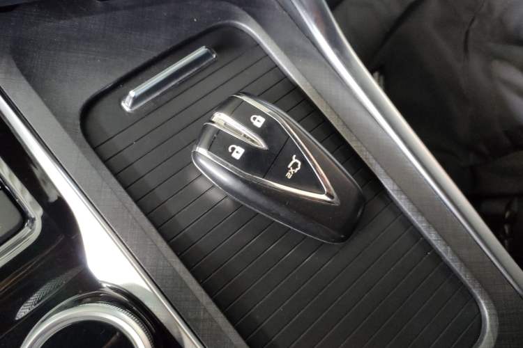 Used Changan UNI-T 2022 1.5T Prestige Version
