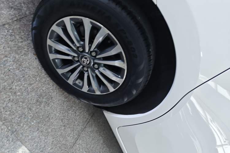 Used Toyota Corolla 2017 Revised Version 1.2T S-CVT GL