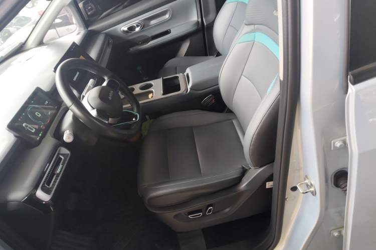 Used AION Y 2023 Younger Star Edition
