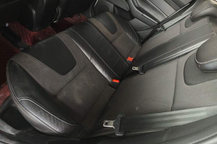 Used Ford Focus 2012 Hatchback 1.6L Automatic Fashion Edition