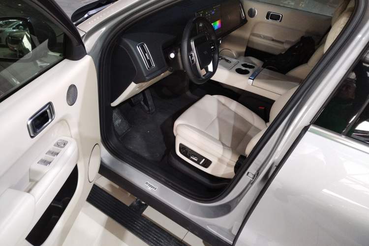 Used Li Auto L9 2024 Ultra Model
