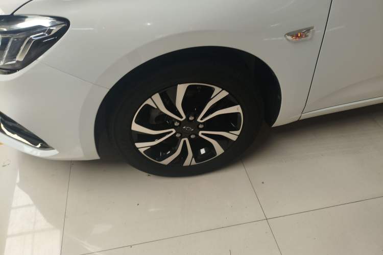 Used Chevrolet Monza 2019 RS 330T Automatic Comfort Edition China VI Standard