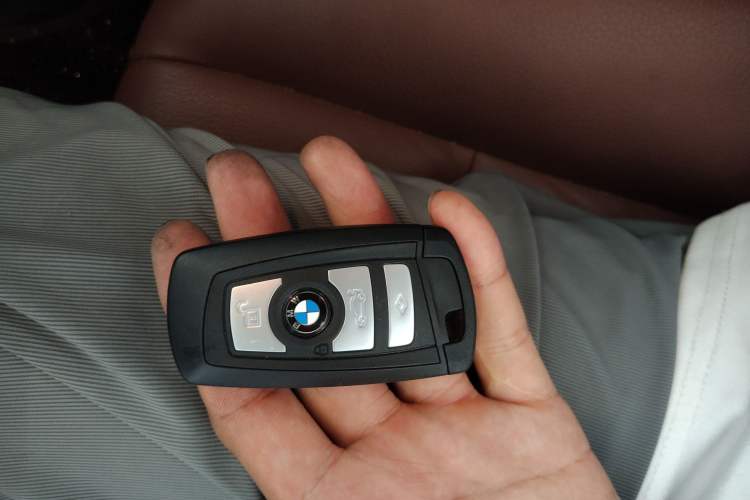 Used BMW 5 Series 2017 520Li Elegant Edition
