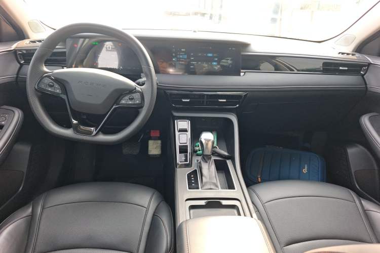 Used Roewe i5 2023 1.5L CVT Luxury Edition
