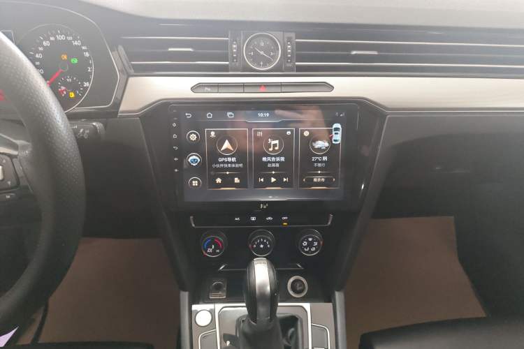 Used Volkswagen Magotan 2018 330TSI DSG Advanced Model
