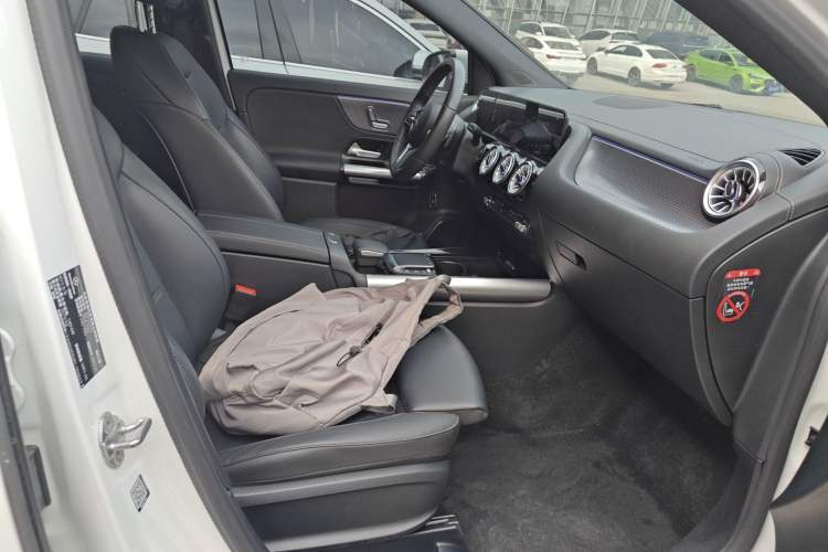 Used Mercedes-Benz GLA 2023 GLA 220
