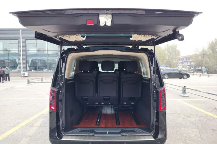 Used Mercedes-Benz Vito 2021 2.0T Business Version 7 Seats