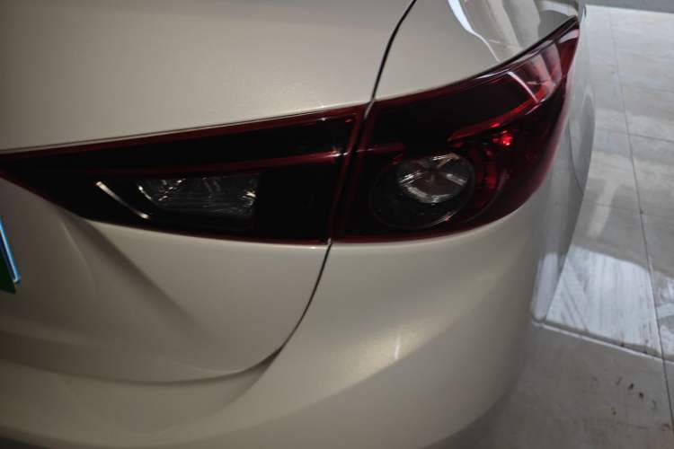 Used Mazda Mazda 3 Axela 2017 Sedan 1.5L Automatic Comfort Model Emission Standard China V