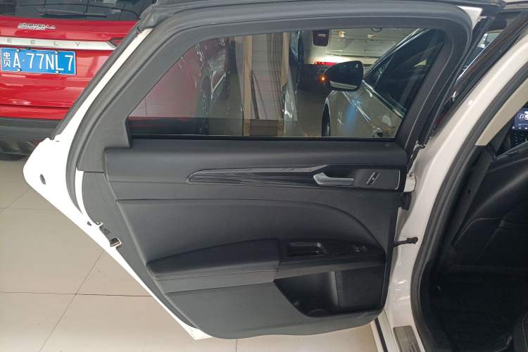 Used Ford Mondeo 2017 EcoBoost 200 Stylish Model
