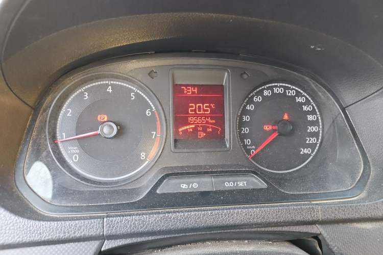 Used Volkswagen Jetta 2017 1.5L Manual Fashion Edition