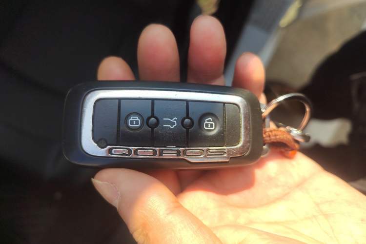 Used Qoros 3 2016 Sedan 1.6T Automatic ZhiKu Model
