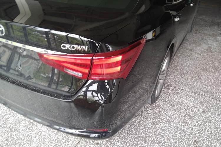 Used Toyota Crown 2015 2.5L Smart Edition
