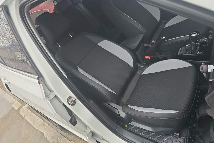 Used Volkswagen Tacqua 2020 1.5L Automatic Yue