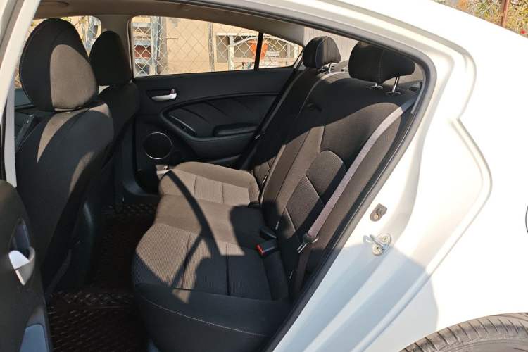 Used Kia K3 2016 1.6L Automatic GLS
