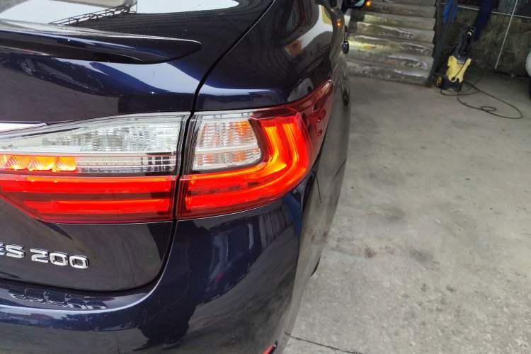 Used Lexus ES 2015 200 Elite Edition