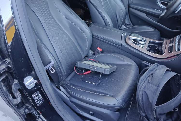 Used Mercedes-Benz E-Class 2018 Facelift E 300 L Luxury Edition