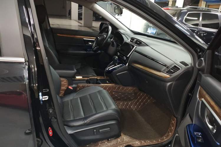 Used Honda CR-V 2017 240TURBO CVT Front-Wheel Drive Fashion Edition