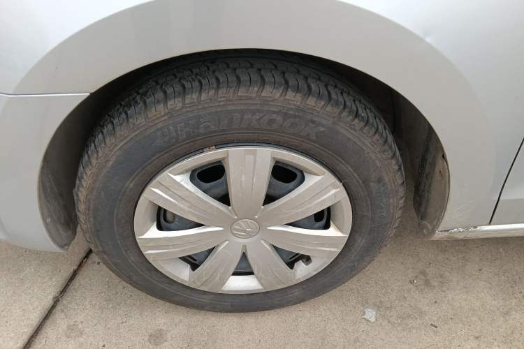 Used Volkswagen Jetta 2015 1.6L Manual Fashion Edition