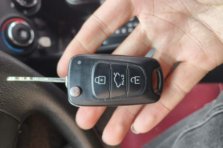 Used Kia K2 2012 Hatchback 1.4L Automatic Cool Edition