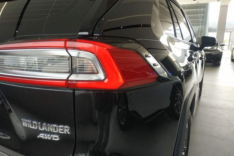 Used Toyota Wildlander 2023 2.0L CVT Four-Wheel Drive Luxury PLUS Edition
