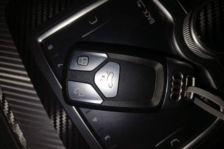 Used Audi Q5L 2020 45 TFSI Prestige Fashion Model
