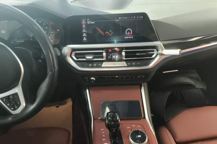 Used BMW 3 Series 2021 Second Facelift 325Li M Sport Package
