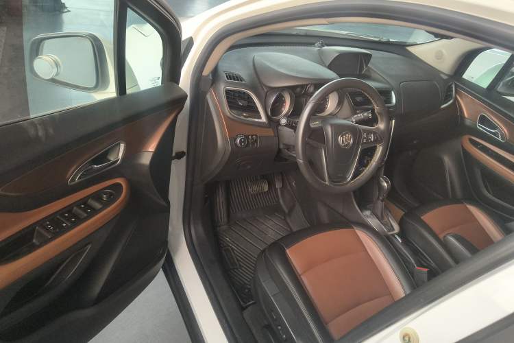 Used Buick Encore 2014 1.4T Automatic All-Wheel-Drive Flagship Edition