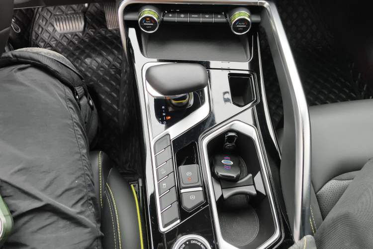 Used Geely Auto Monjaro S 2021 2.0TD Automatic Two-Wheel Drive Lightning Edition