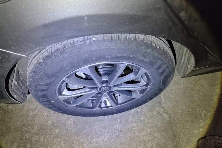 Used BYD Qin PLUS 2024 HONOR Edition DM-i 55KM Leading Model
