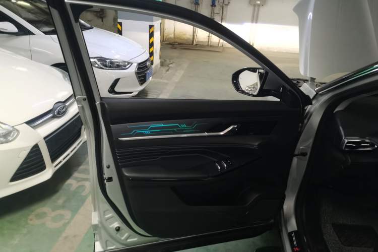 Used Dongfeng Aeolus Mage 2023 DH-i 1.5T Prestige Edition
