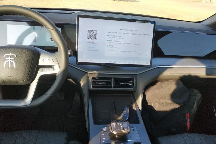 Used BYD Song L DM-i 2025 Intelligent Driving Version 160 km Beyond-Range Type
