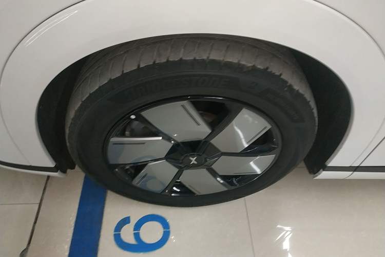 Used XPeng X9 2024 702 Ultra-Long Range Pro