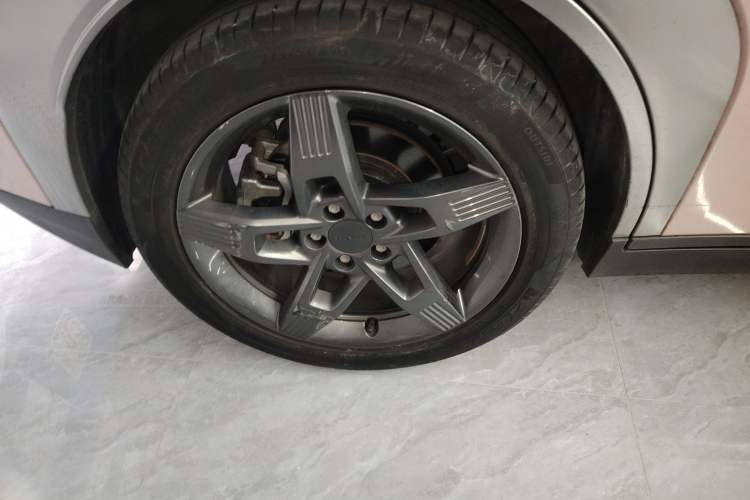 Used AION Y 2022 Plus 70 Tech Edition
