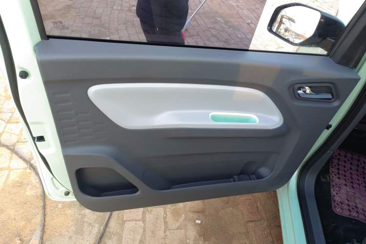 Used Wuling Hongguang MINIEV 2022 Macaron Premium Model – Lithium Iron Phosphate
