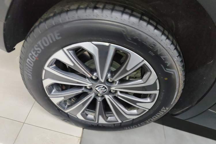 Used Buick Envision 2024 Encore Plus 28T Two-Wheel Drive Luxury Edition
