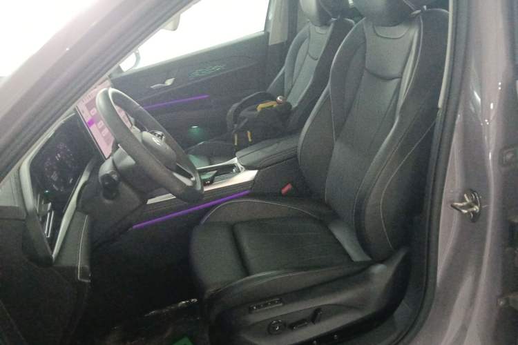 Used Volkswagen Passat 2025 Pro 380TSI Dragon Supreme Edition