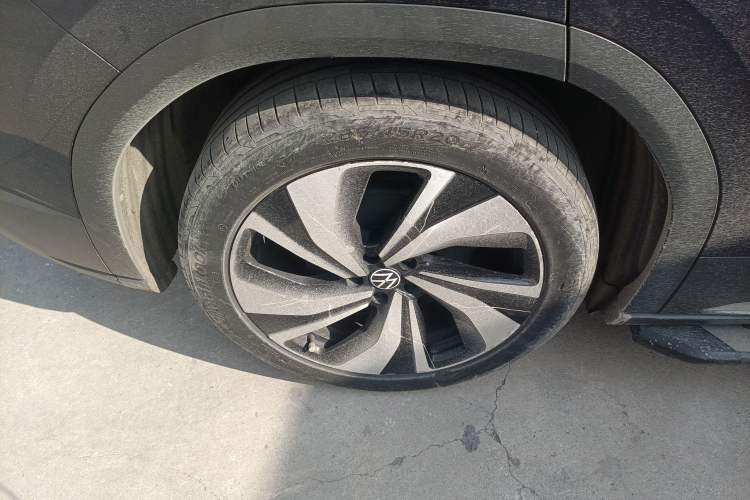 Used Volkswagen ID.6 CROZZ 2021 Standard Range PURE Edition
