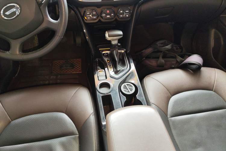 Used GAC Trumpchi GS4 2017 235T Automatic Two-Wheel Drive Luxury Smart Connectivity Version
