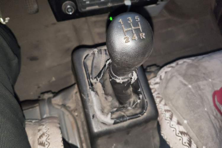 Used Wuling Zhiguang 2015 1.2L Practical LS-I Model