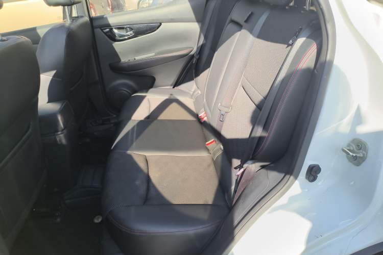 Used Nissan Qashqai 2016 2.0L CVT Luxury Edition
