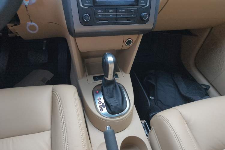 Used Volkswagen Touran 2013 1.4T DSG Comfort Edition 5-Seater
