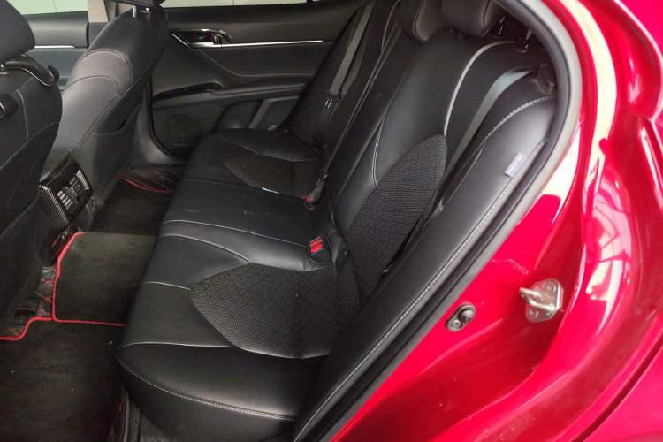 Used Toyota Camry 2019 2.5S FENGSHANG Version China VI Standard
