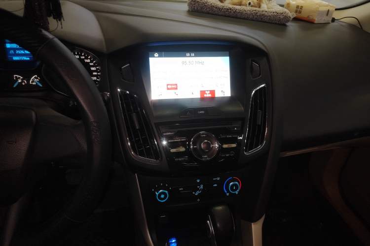 Used Ford Focus 2017 Sedan 1.6L Automatic Comfort Plus SmartDrive Edition