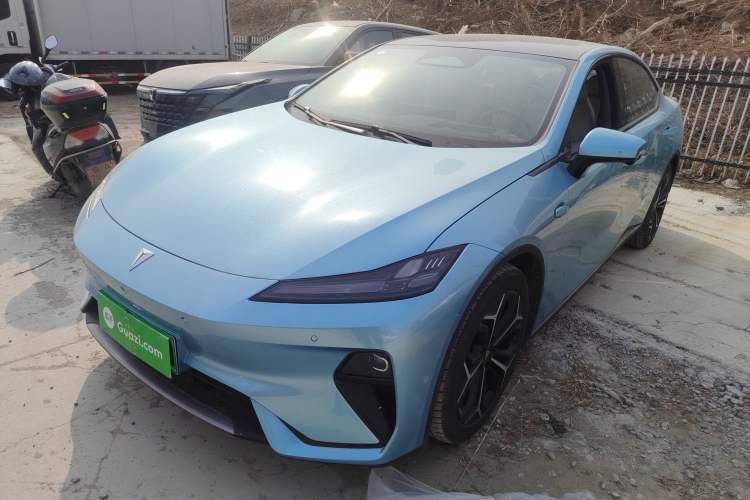 Used  L07 2024 230Max Range-Extended Version