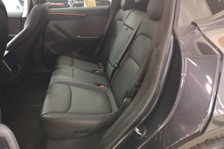 Used Tesla Model Y 2025 Rear-Wheel Drive First Edition