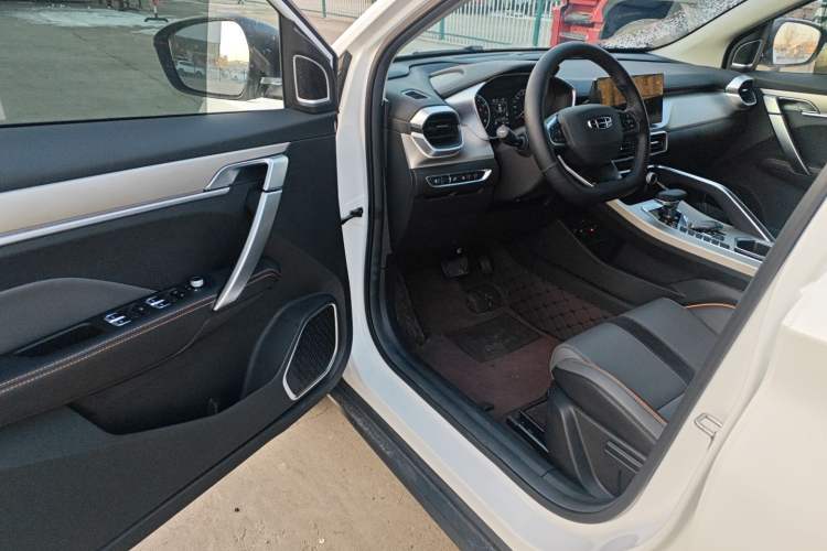 Used Geely Auto Coolray 2024 1.5T DCT Longteng Edition