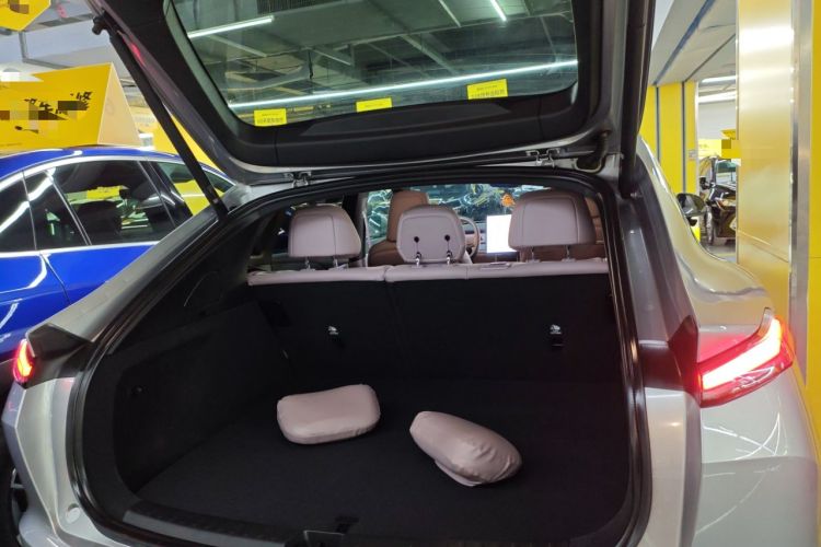 Used ONVO L60 2024 60 kWh All-Wheel Drive
